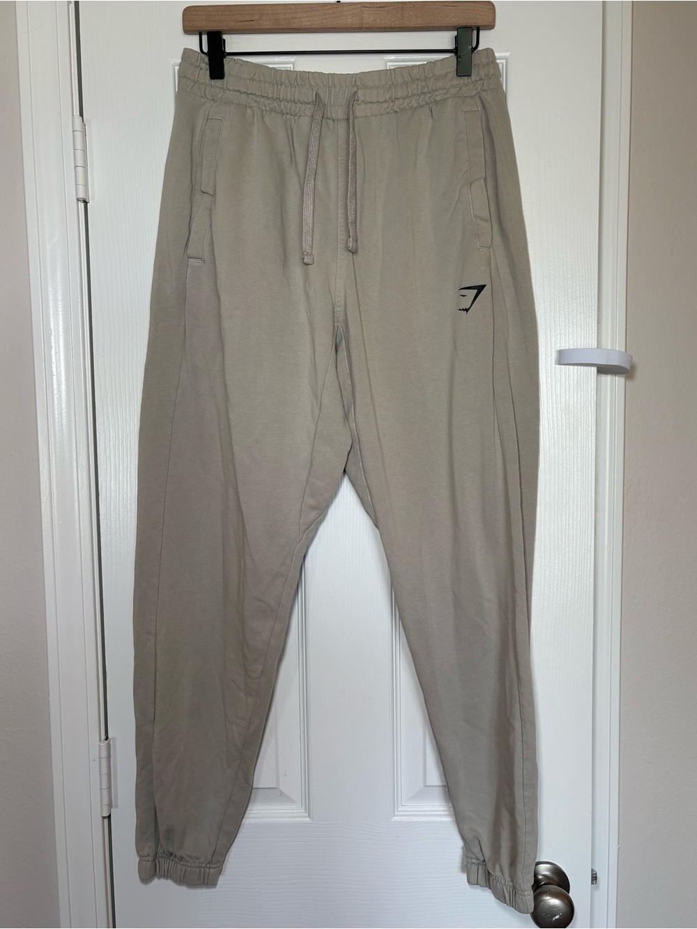 Gymshark Essential Joggers‎ Sweatpants Tan Beige Men’s Medium M